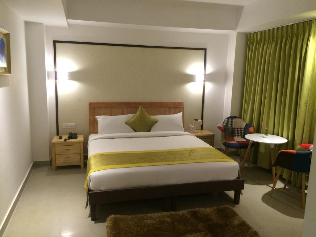รีสอร์ต ยูโธเปีย วัคนากาท Hotel Kandaghat ห้อง รูปภาพ